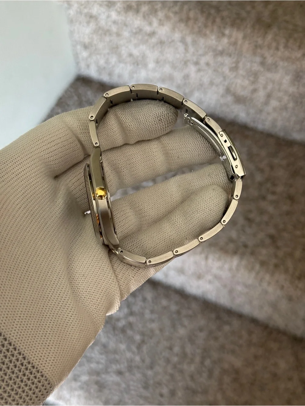 Seiko Black Dial Two-Tone Gold & Silver Bracelet Watch day date Mens Watch